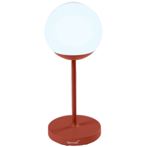 Zemitě červená venkovní LED lampa Fermob MOOON! 63 cm