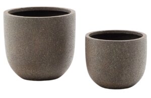 Set dvou hnědých zahradních květináčů Kave Home Selvi